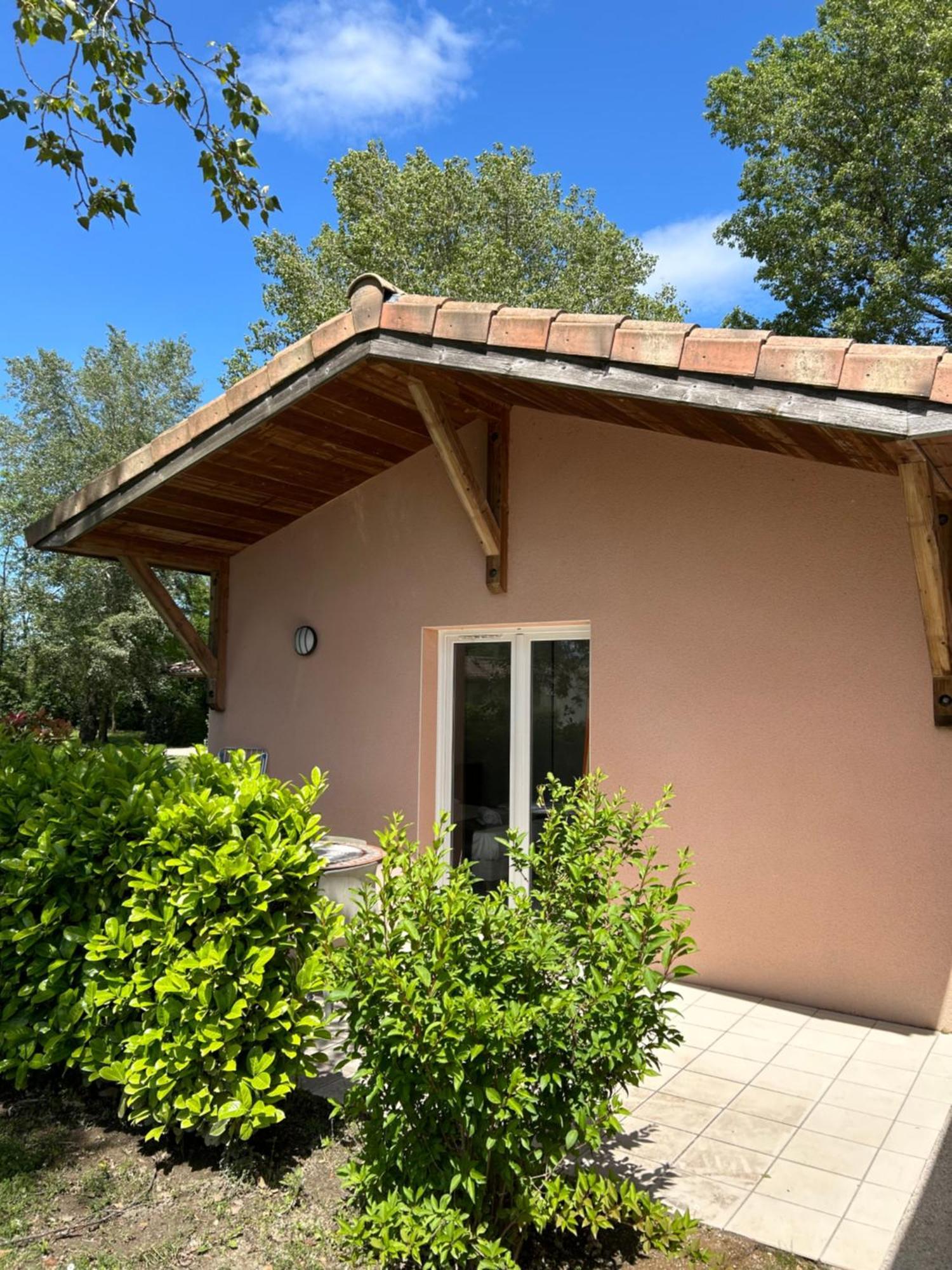 Domaine D'Agrippa Valence Hotel ชาโตเนิฟ-ซูร์-อิแซร์ ภายนอก รูปภาพ