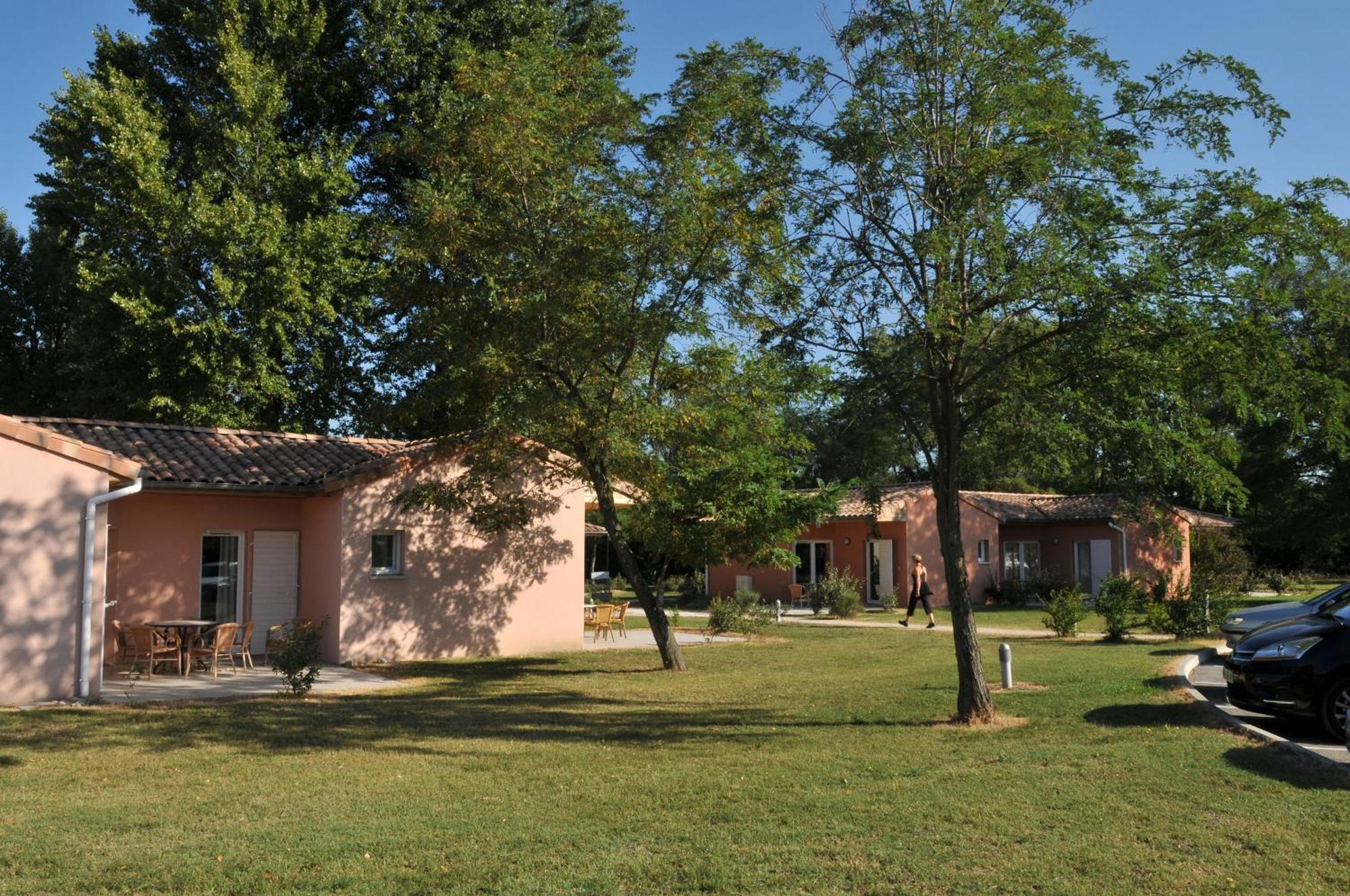 Domaine D'Agrippa Valence Hotel ชาโตเนิฟ-ซูร์-อิแซร์ ภายนอก รูปภาพ
