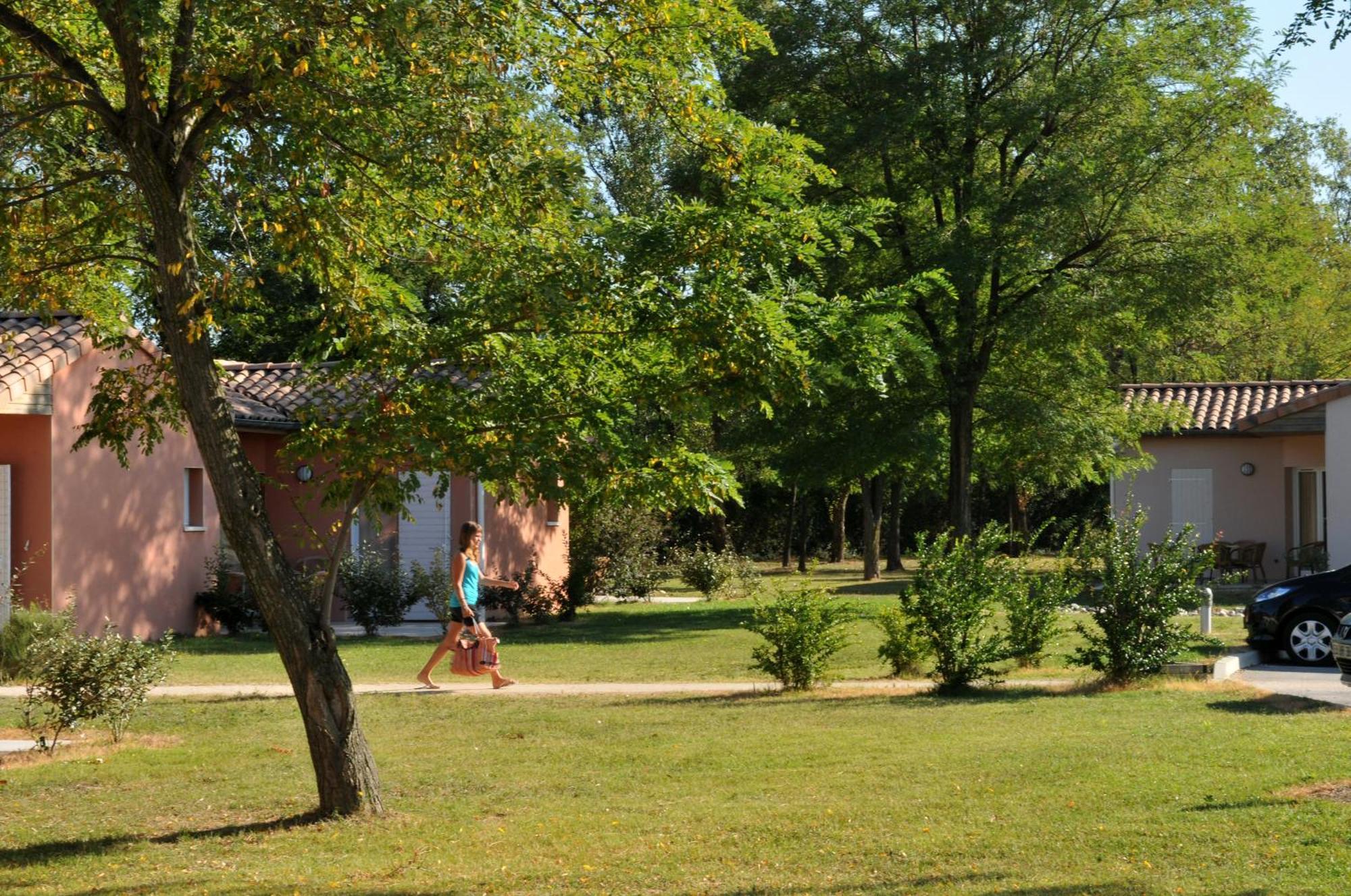 Domaine D'Agrippa Valence Hotel ชาโตเนิฟ-ซูร์-อิแซร์ ภายนอก รูปภาพ